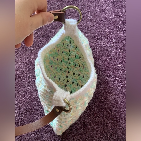 HANDMADE Crochet Purse - Picture 3 of 9